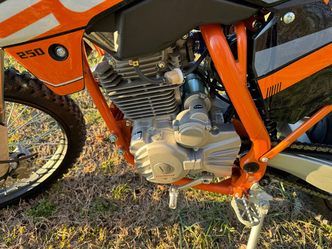 EGL A16 250 K Pro Adult Dirt Bike