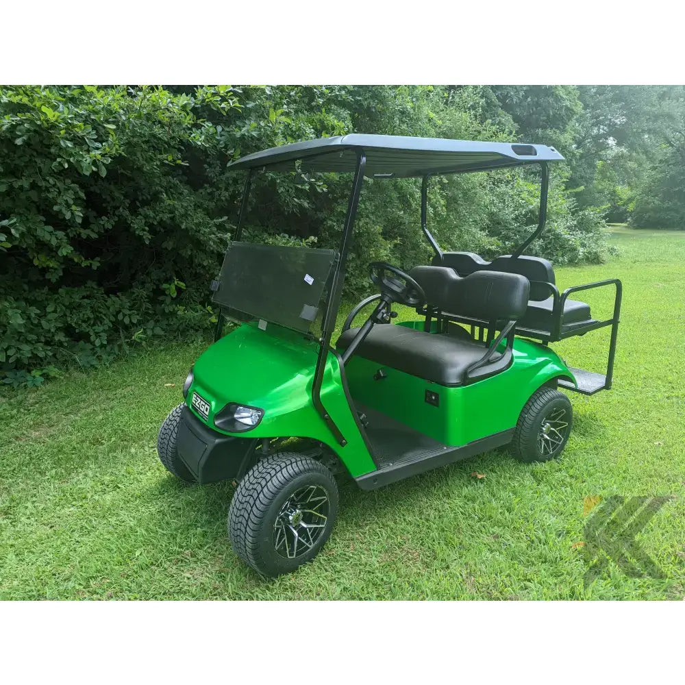 E-Z-GO TXT - Green Kryptex Golf Carts