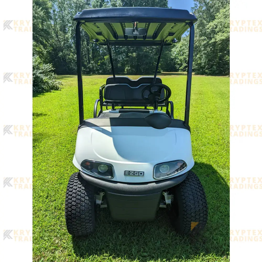 E-Z-GO Valor Bright White Kryptex Golf Carts