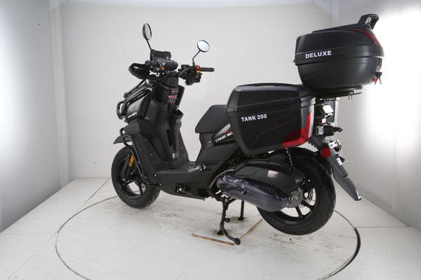 Tank 200 EFI DLX Scooter
